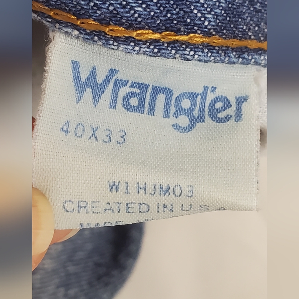Wrangler Size 40x33 Classic Relaxed Fit Denim Jeans - Picture 5 of 9